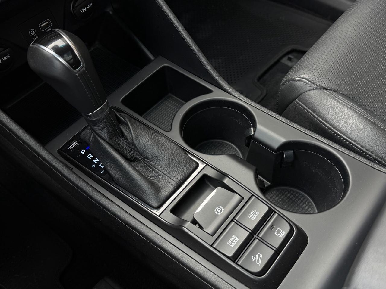 2020 Hyundai Tucson Luxury AWD   Pano Roof   Leather   Drive Assist Photo
