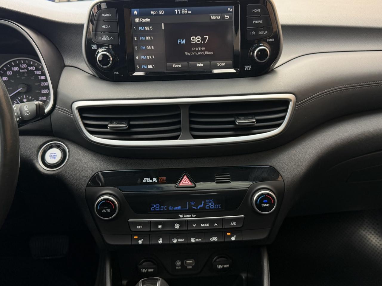 2020 Hyundai Tucson Luxury AWD   Pano Roof   Leather   Drive Assist Photo