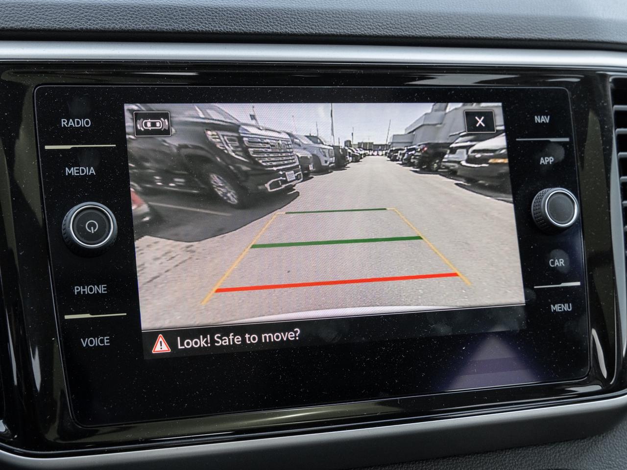 2022 Volkswagen Atlas Execline   7 pass  Panoramic Roof   New Tires! Photo