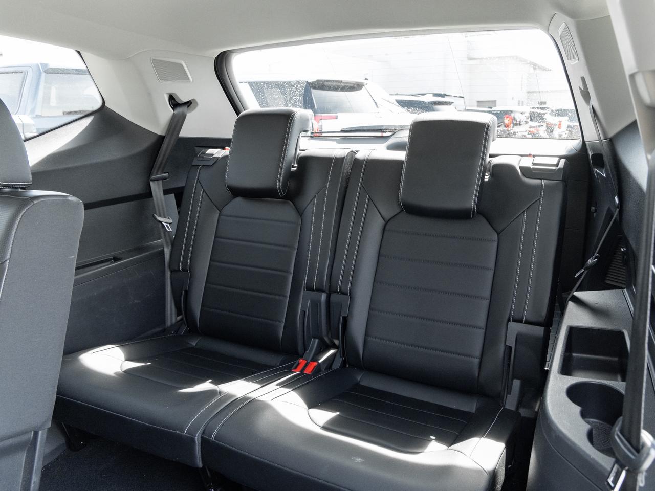 2022 Volkswagen Atlas Execline   7 pass  Panoramic Roof   New Tires! Photo