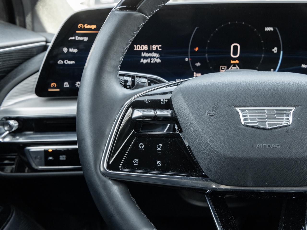 2023 Cadillac LYRIQ 33" Curved Display   AKG Audio   Panoramic Roof Photo