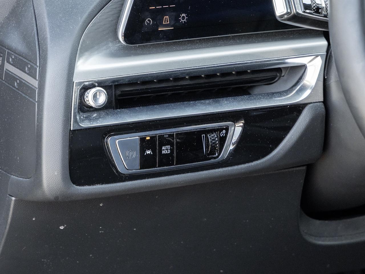 2023 Cadillac LYRIQ 33" Curved Display   AKG Audio   Panoramic Roof Photo