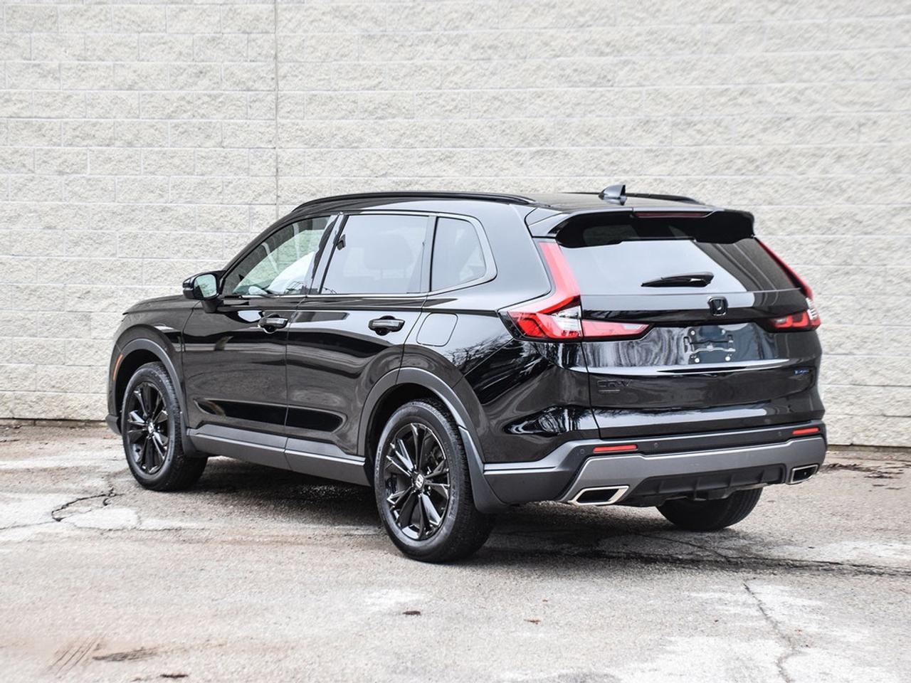 2023 Honda CR-V Hybrid Touring 4dr All-Wheel Drive Photo