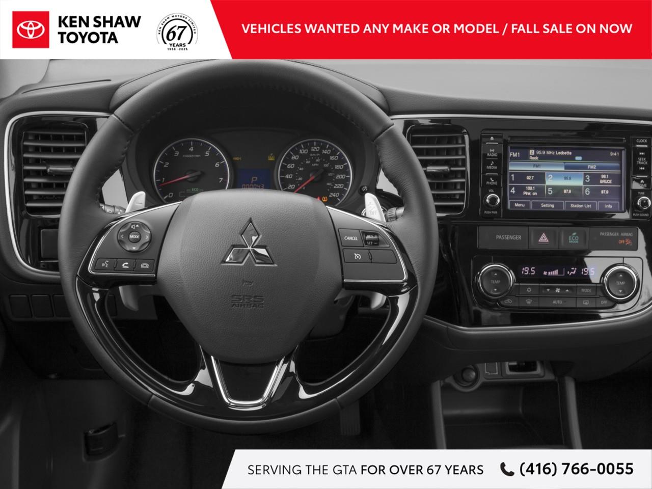 2016 Mitsubishi Outlander ES 4dr AWC Photo3