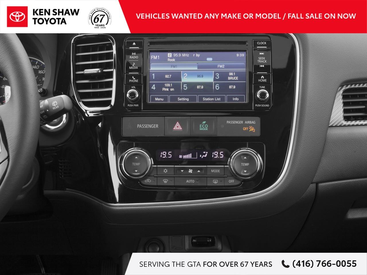 2016 Mitsubishi Outlander ES 4dr AWC Photo