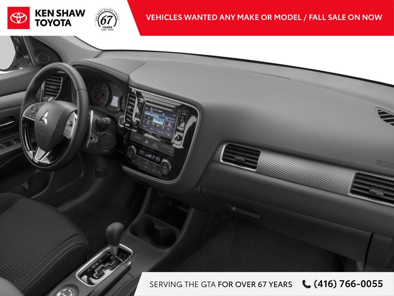 2016 Mitsubishi Outlander ES 4dr AWC Photo