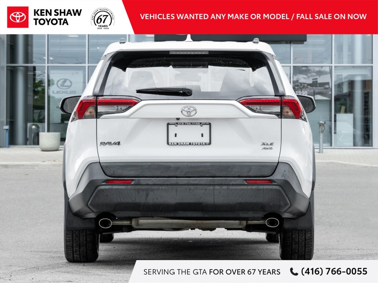 2019 Toyota RAV4 XLE 4dr All-wheel Drive Photo