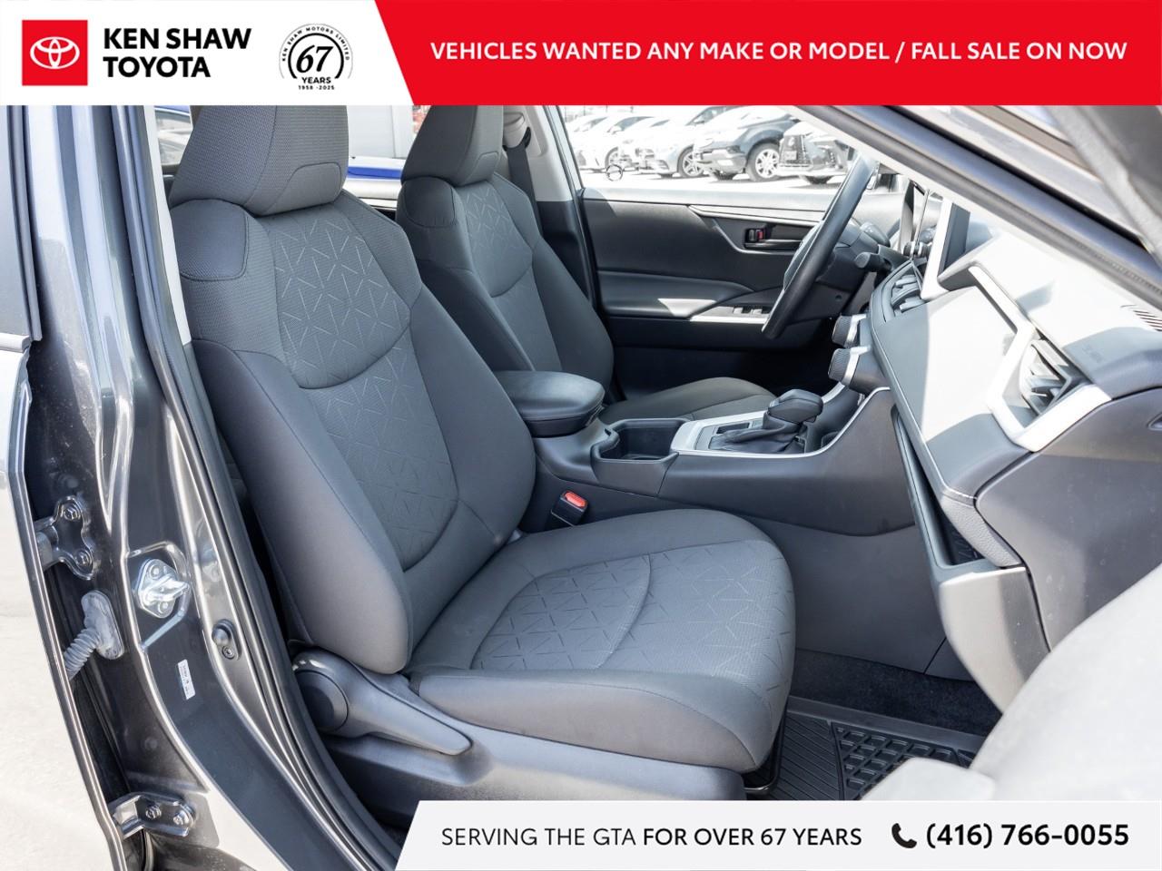 2024 Toyota RAV4 LE 4dr All-wheel Drive Photo