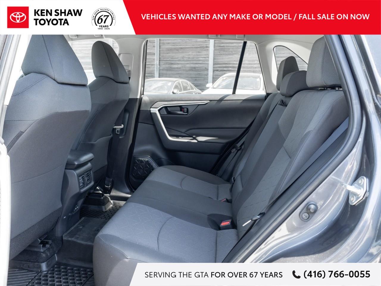 2024 Toyota RAV4 LE 4dr All-wheel Drive Photo