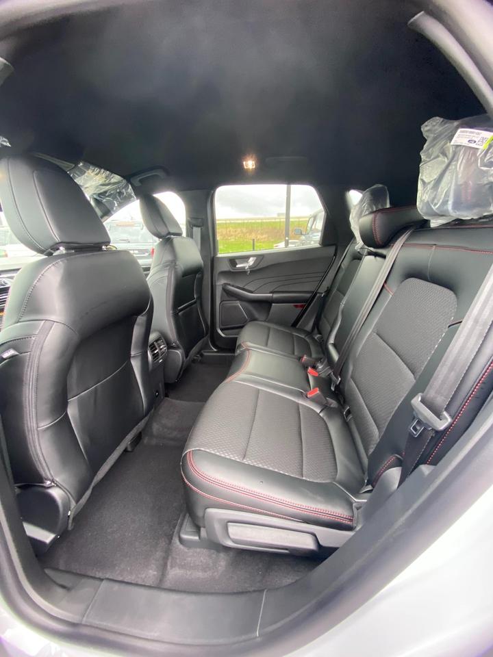 2026 Ford Escape ST-Line 4dr All-Wheel Drive Photo