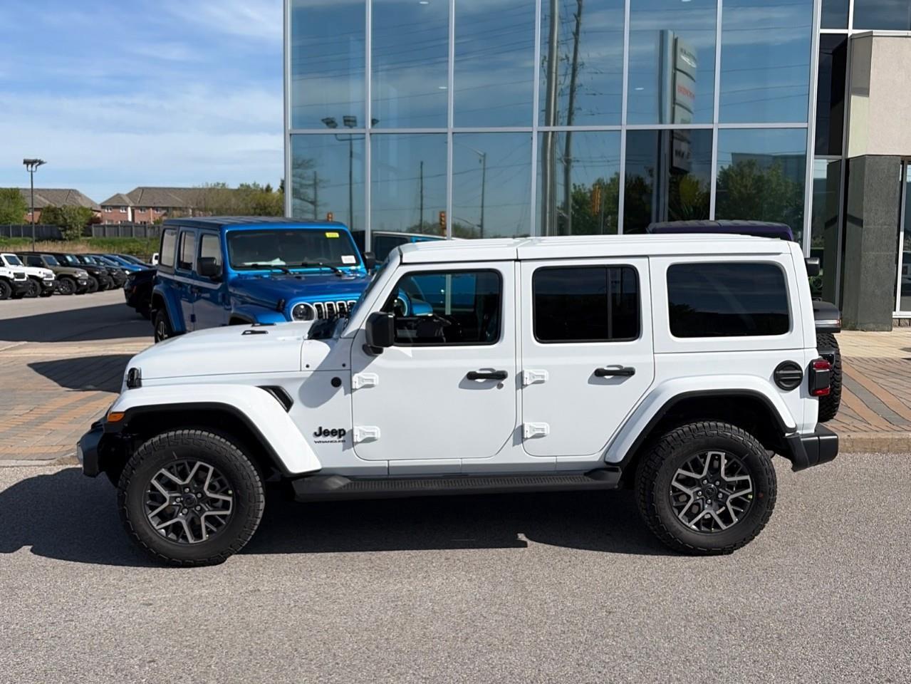 2026 Jeep Wrangler SAHARA 4DR 4X4 Photo2