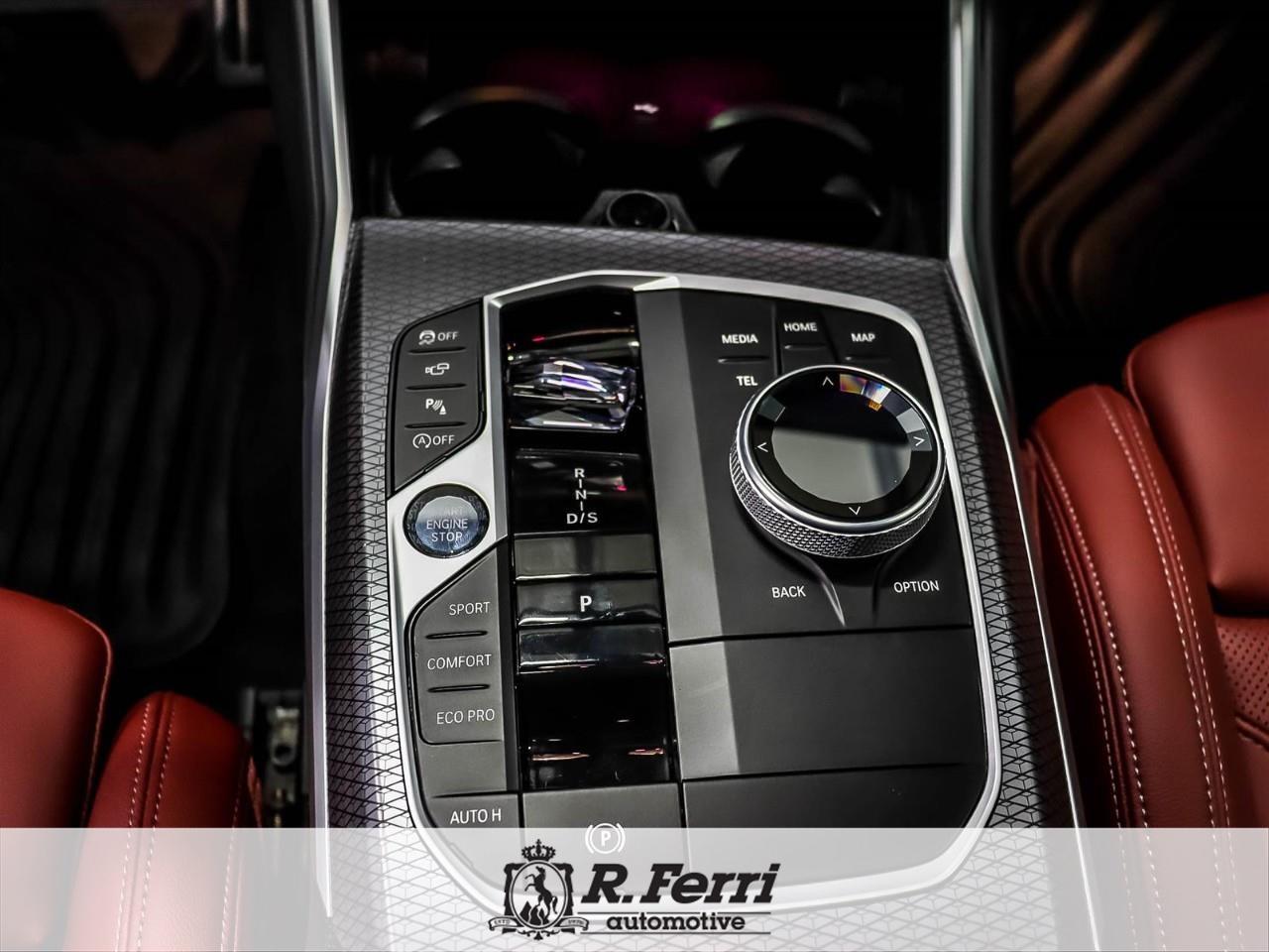2025 BMW 330 i xDrive 4dr All-Wheel Drive Sedan Photo