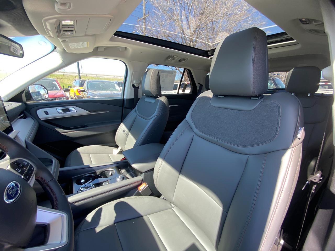 2026 Ford Explorer  Photo