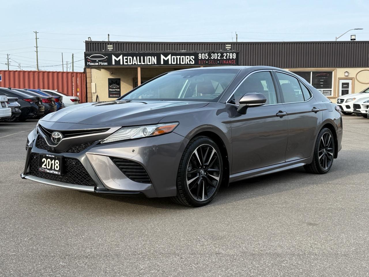 2018 Toyota Camry XSE V6 Auto  ACCIDENT FREE 1-OWNER RED INTRIOR CER Photo0