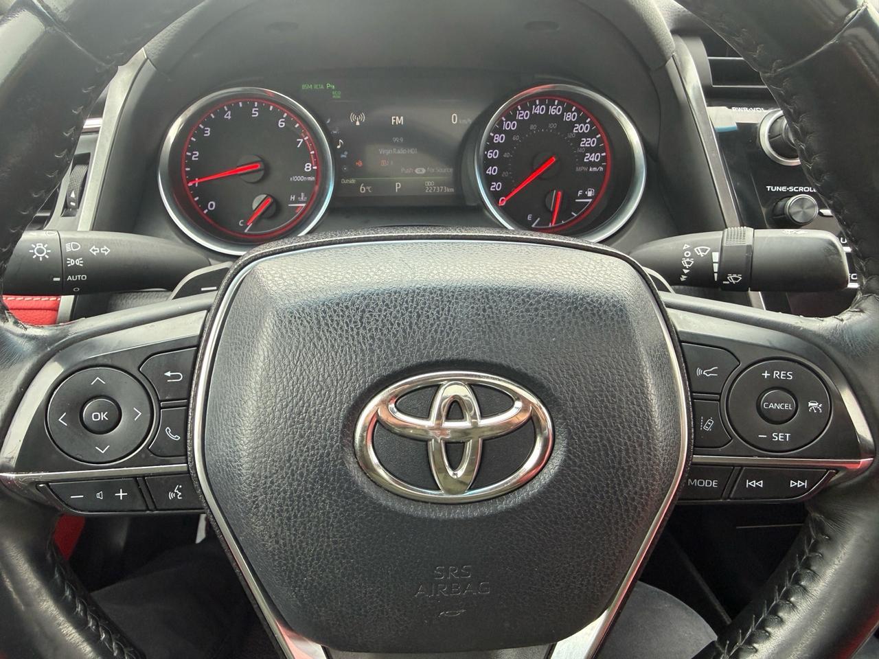 2018 Toyota Camry XSE V6 Auto  ACCIDENT FREE 1-OWNER RED INTRIOR CER Photo