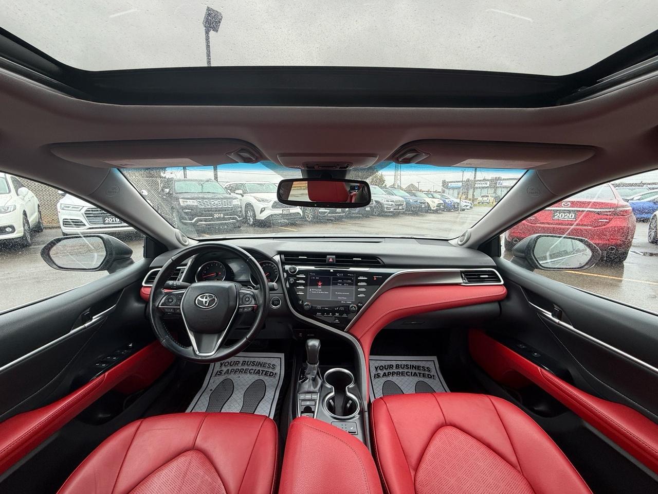 2018 Toyota Camry XSE V6 Auto  ACCIDENT FREE 1-OWNER RED INTRIOR CER Photo
