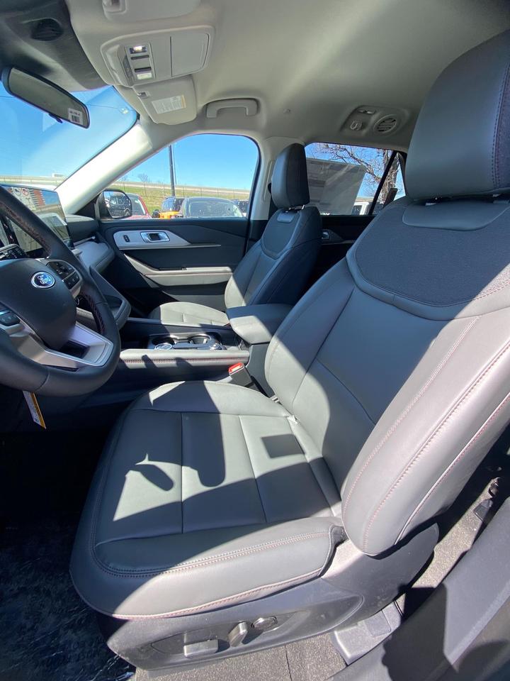 2026 Ford Explorer  Photo