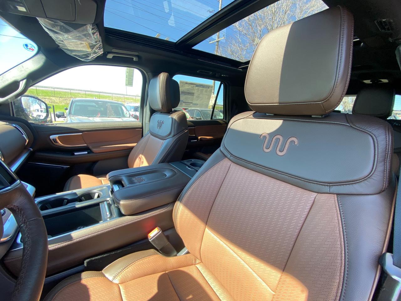 2026 Ford Expedition Max King Ranch 4dr 4x4 Photo