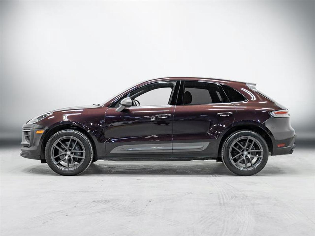 2023 Porsche Macan T 4dr All-Wheel Drive Photo3
