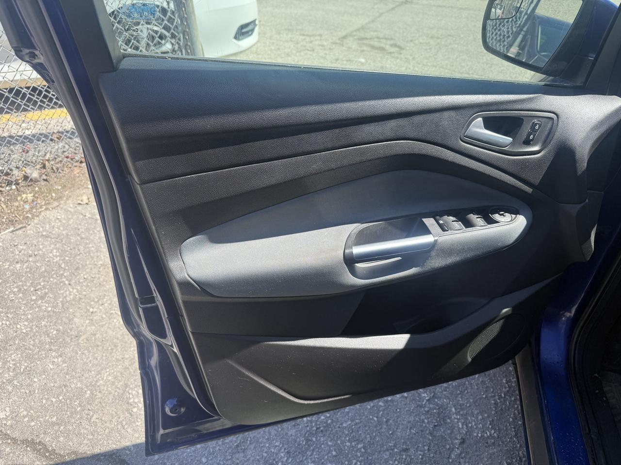 2013 Ford Escape *** BLOWOUT SALE *** Photo