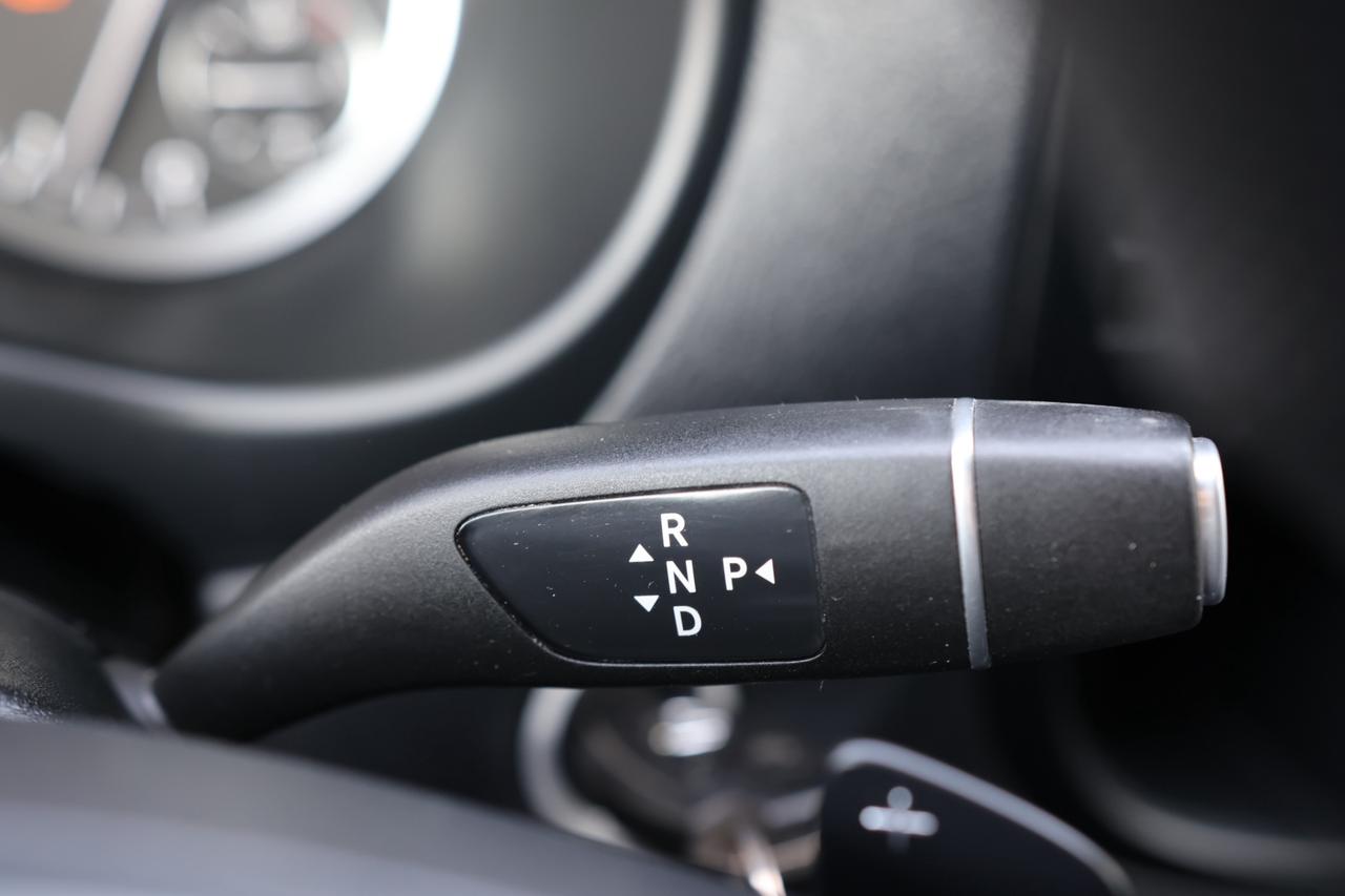 2021 Mercedes-Benz Metris Passenger Van NAV-BCAM/CRUISE CONTROL/BLUETOOOTH/POWER WINDOWS & Photo