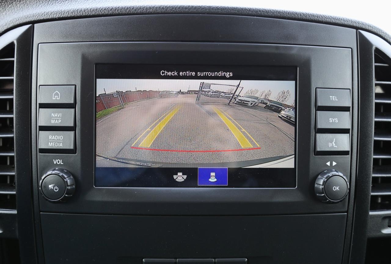 2021 Mercedes-Benz Metris Passenger Van NAV-BCAM/CRUISE CONTROL/BLUETOOOTH/POWER WINDOWS & Photo