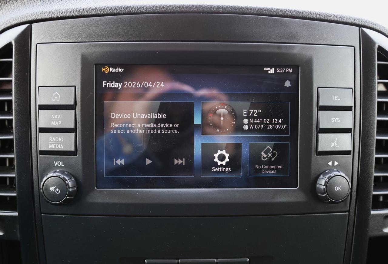2021 Mercedes-Benz Metris Passenger Van NAV-BCAM/CRUISE CONTROL/BLUETOOOTH/POWER WINDOWS & Photo