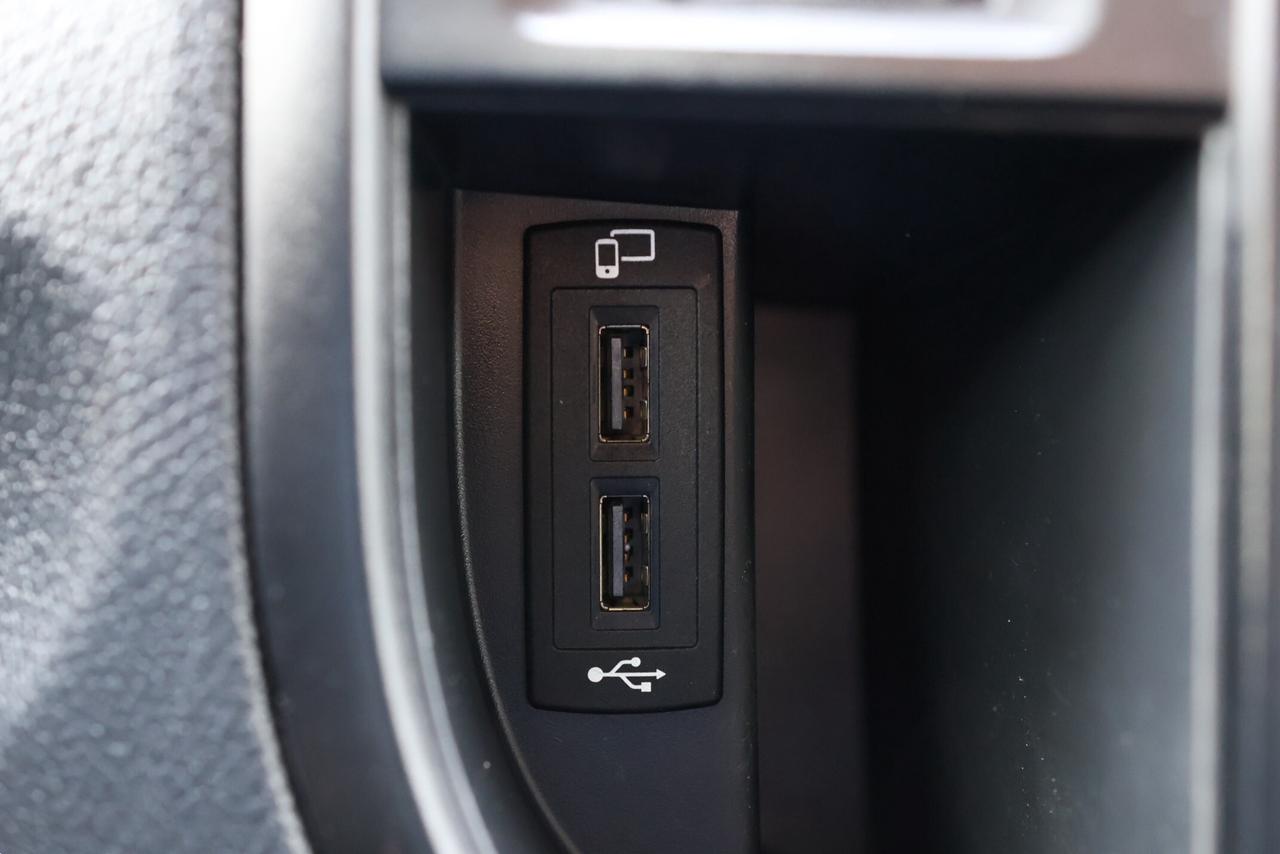 2021 Mercedes-Benz Metris Passenger Van NAV-BCAM/CRUISE CONTROL/BLUETOOOTH/POWER WINDOWS & Photo