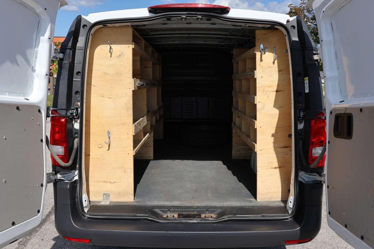 2021 Mercedes-Benz Metris Passenger Van CARGO VAN/BACK UP CAMERA/CARPLAY & ANDROID AUTO/BLUETOOOTH/POWER WINDOWS & MIRRORS/TIPTRONIC/AUTO HEADLIGHTS/CRUISE CONTR Photo
