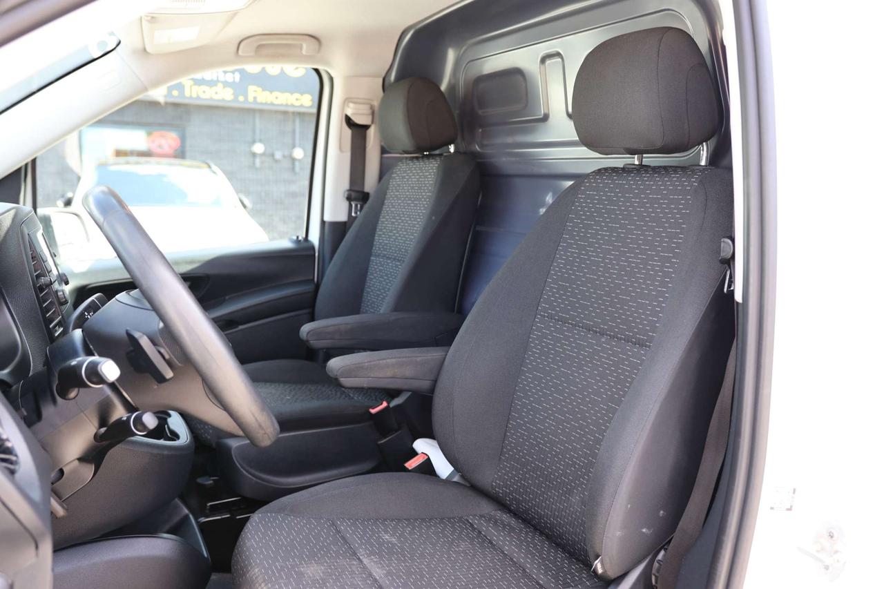 2021 Mercedes-Benz Metris Passenger Van CARGO VAN/BACK UP CAMERA/CARPLAY & ANDROID AUTO/BLUETOOOTH/POWER WINDOWS & MIRRORS/TIPTRONIC/AUTO HEADLIGHTS/CRUISE CONTR Photo