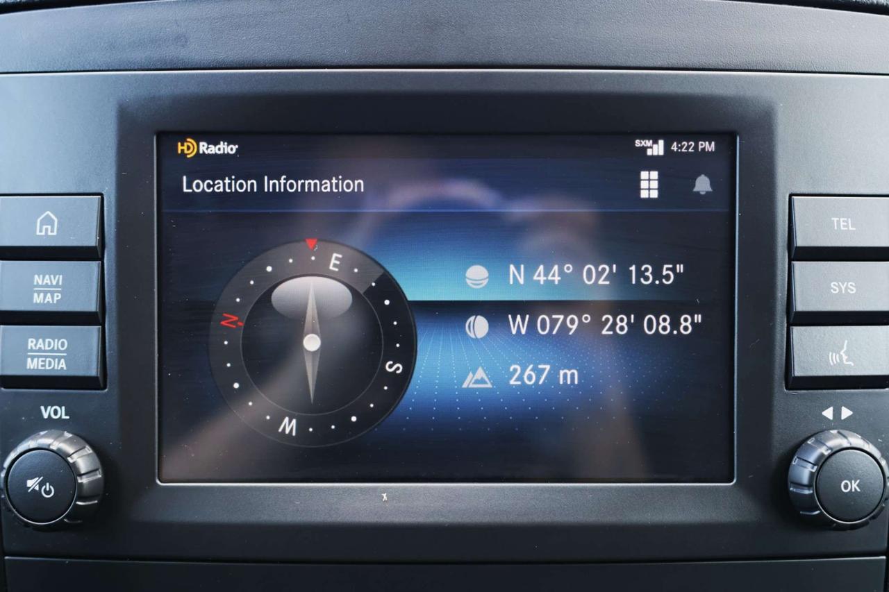 2021 Mercedes-Benz Metris Passenger Van CARGO VAN/BACK UP CAMERA/CARPLAY & ANDROID AUTO/BLUETOOOTH/POWER WINDOWS & MIRRORS/TIPTRONIC/AUTO HEADLIGHTS/CRUISE CONTR Photo