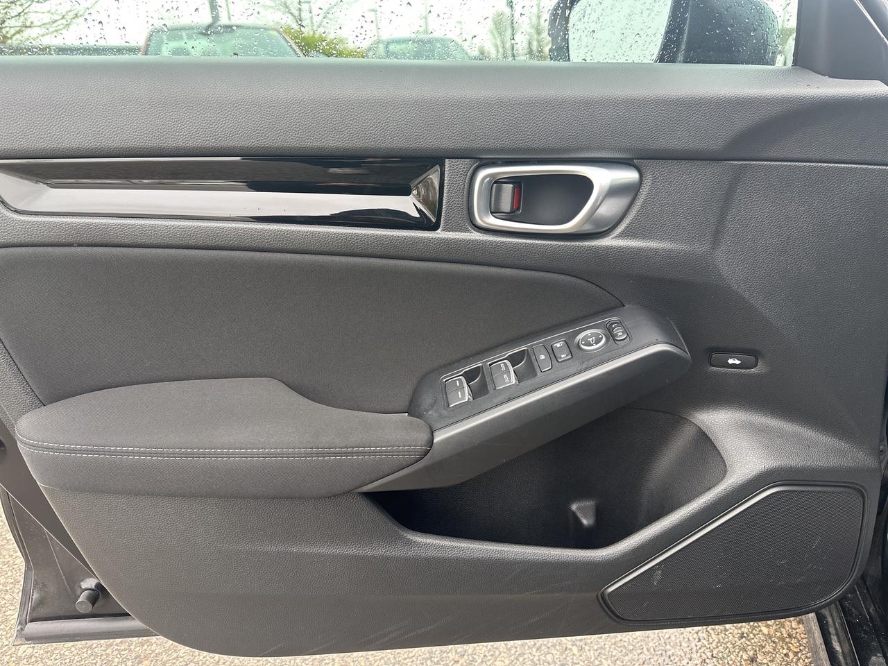 2024 Honda Civic Sedan EX CVT Photo