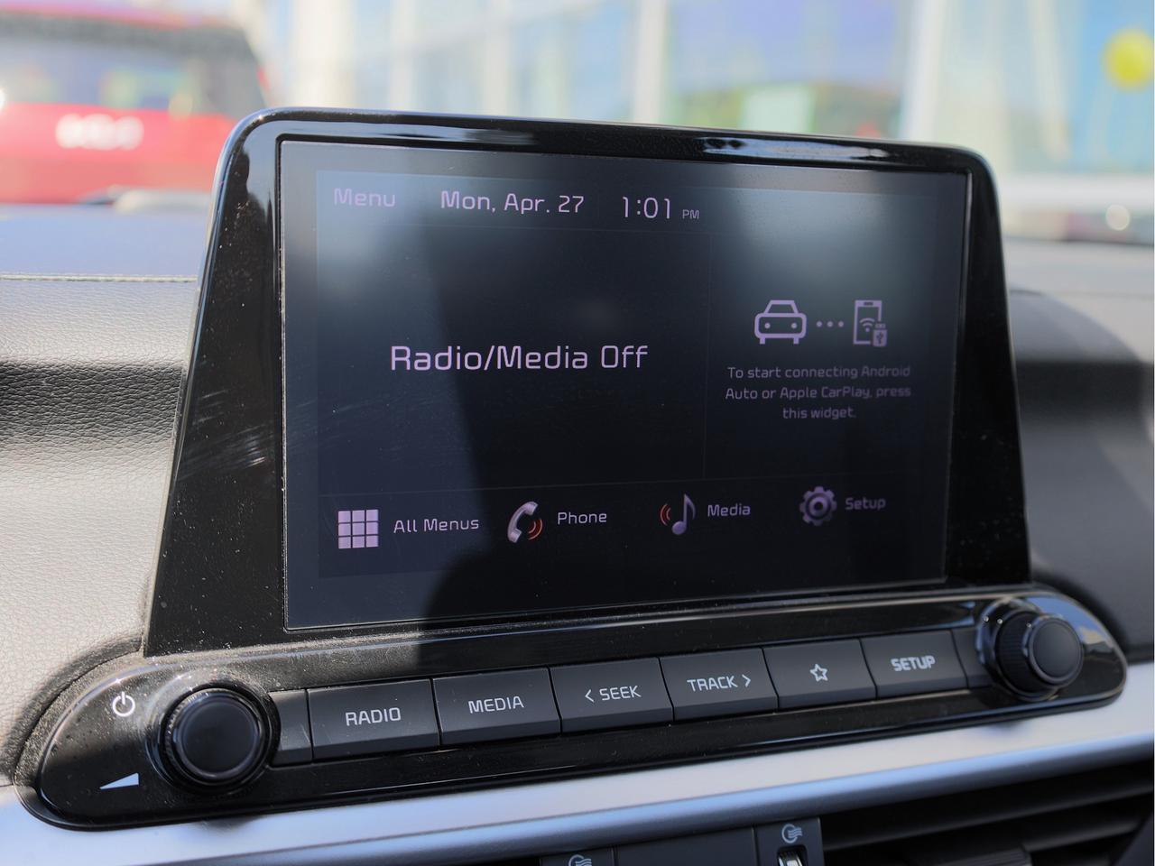 2022 Kia Forte EX IVT Photo