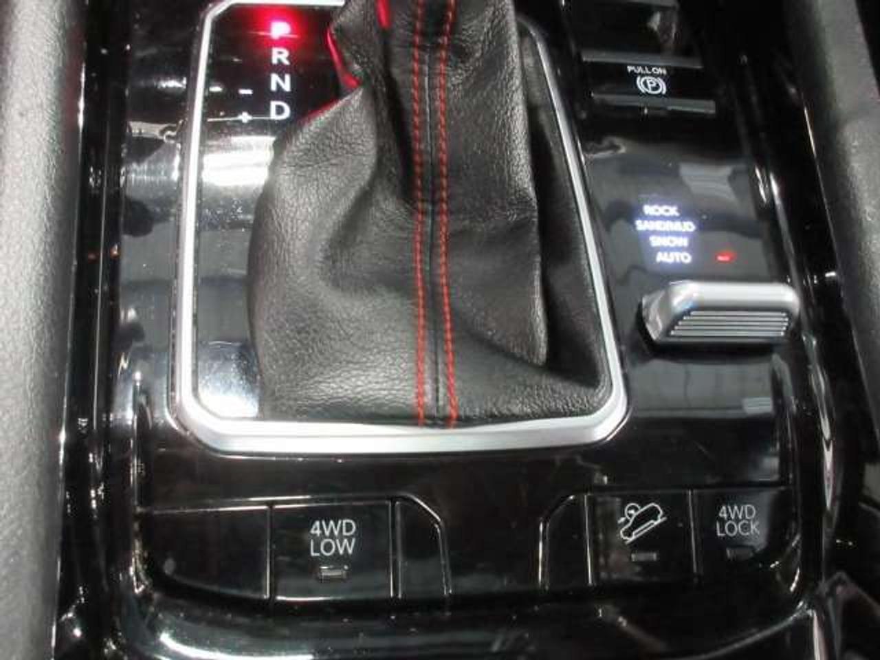 2024 Jeep Compass TRAILHAWK, PANO ROOF, NAV, 4X4, APPLE/ANDROID, 80K Photo
