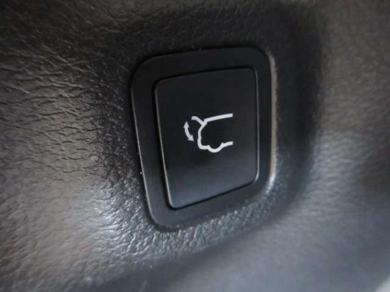 2024 Jeep Compass TRAILHAWK, PANO ROOF, NAV, 4X4, APPLE/ANDROID, 80K Photo