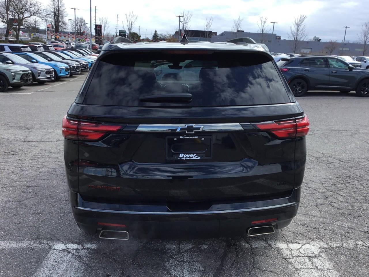 2022 Chevrolet Traverse Premier Photo