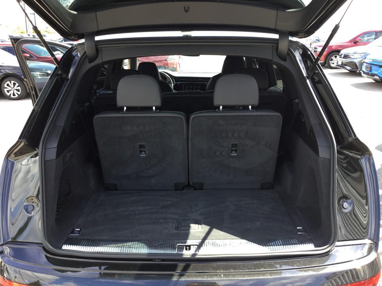 2023 Audi SQ7 4.0T Photo