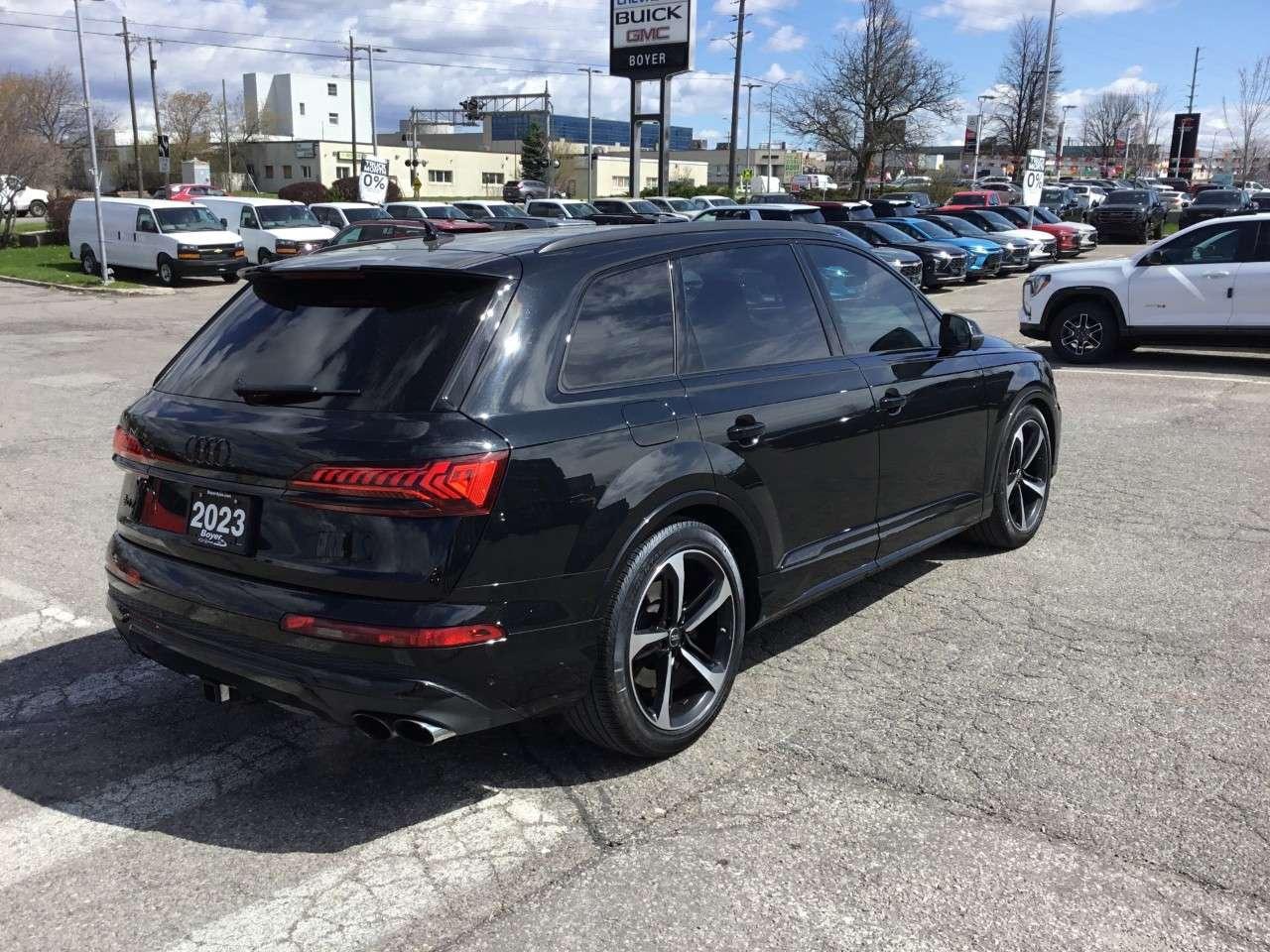 2023 Audi SQ7 4.0 TFSI quattro Photo