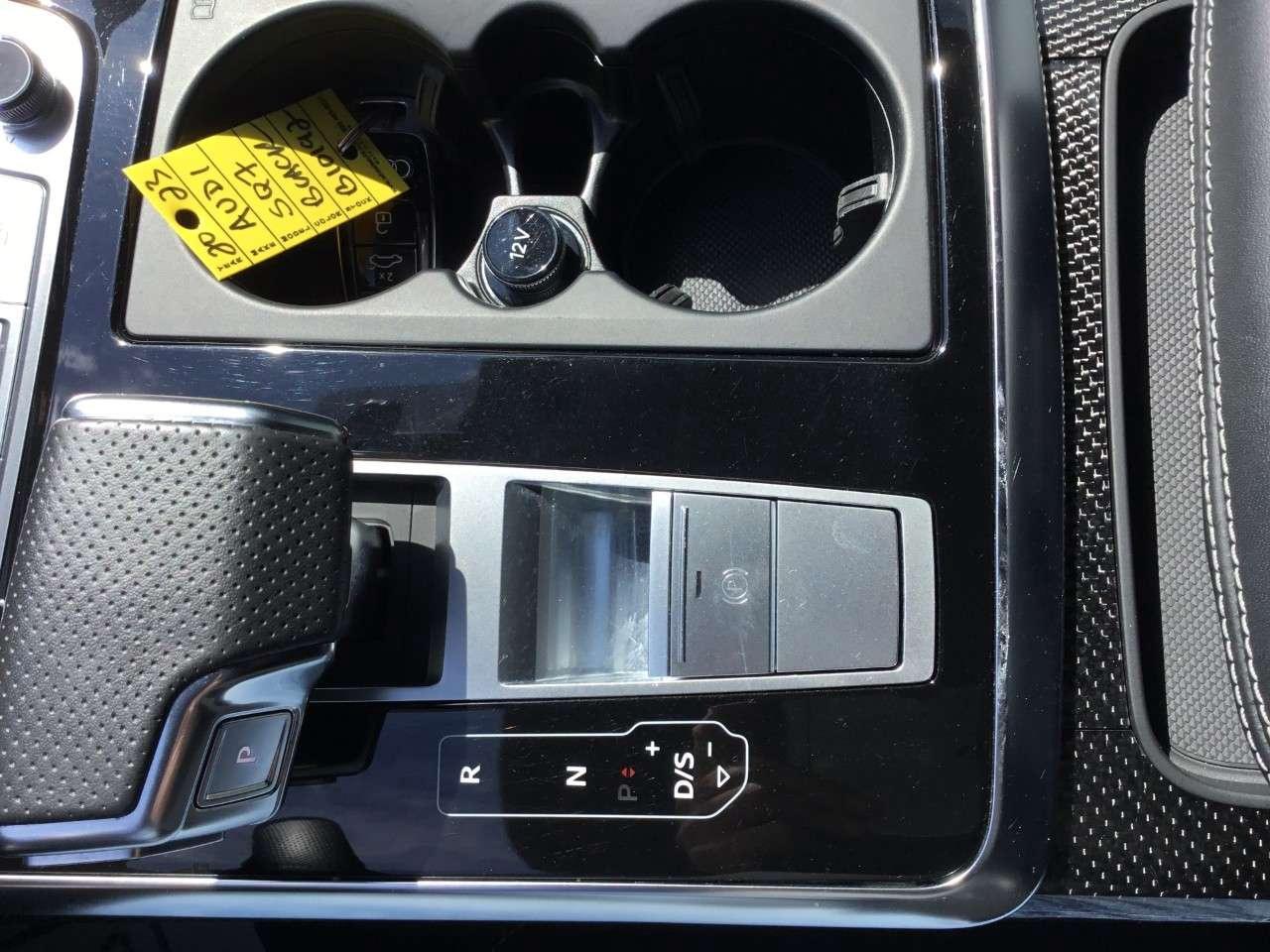 2023 Audi SQ7 4.0 TFSI quattro Photo