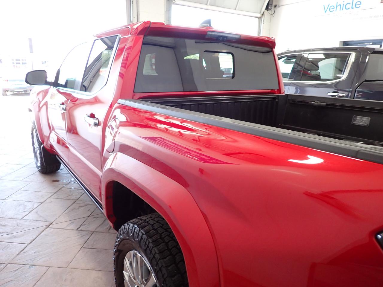 2024 Toyota Tacoma Hybrid CREW CAB 4WD LEATHER NAVI SUNROOF Photo