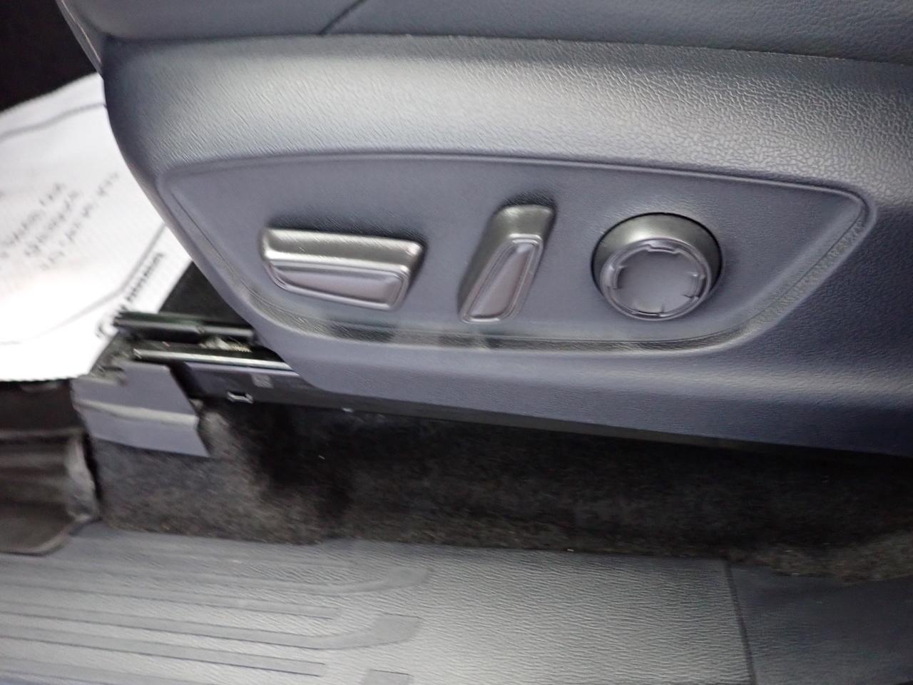2024 Toyota Tacoma Hybrid CREW CAB 4WD LEATHER NAVI SUNROOF Photo