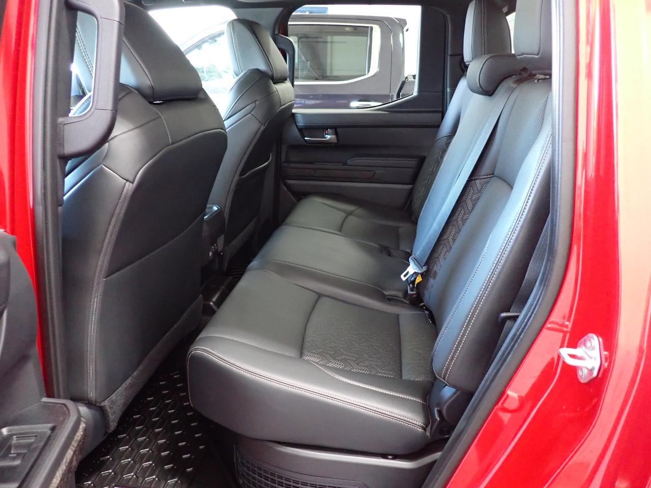 2024 Toyota Tacoma Hybrid CREW CAB 4WD LEATHER NAVI SUNROOF Photo