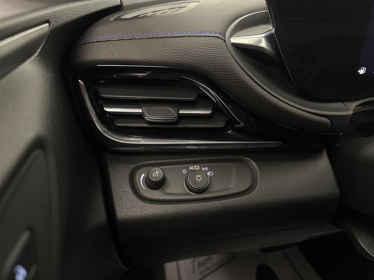 2024 Buick Envista Sport Touring Photo