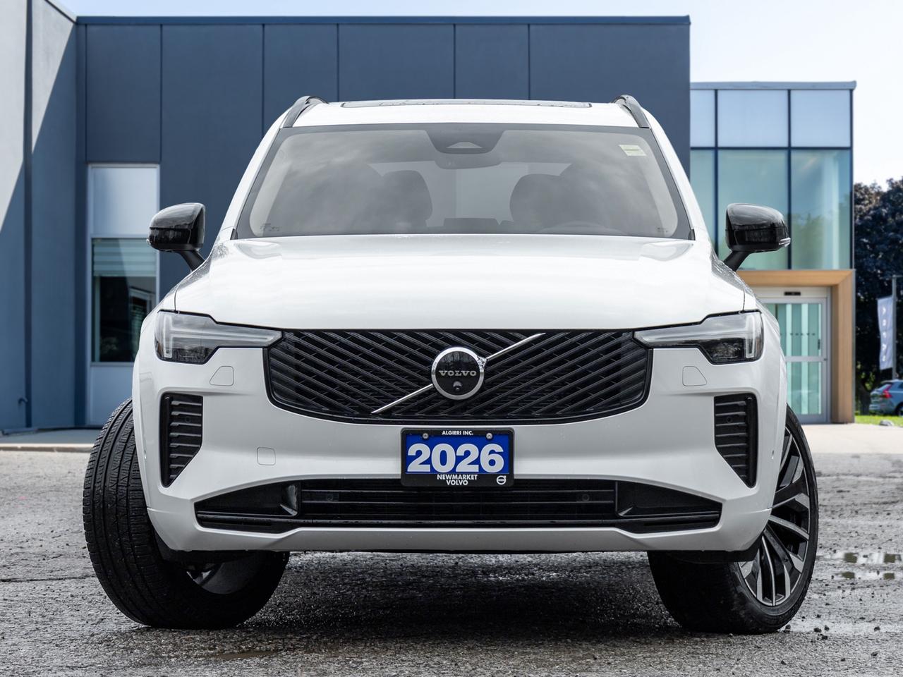 2026 Volvo XC90 B6 AWD PLUS 7-Seater  LOW KM  HARMAN KARDON 2.99%* Photo