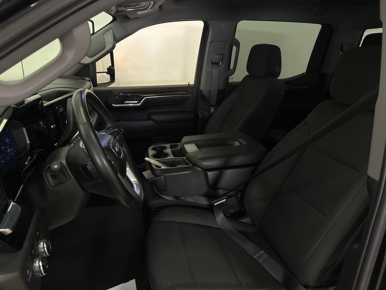 2024 GMC Sierra 1500 ELEVATION Photo