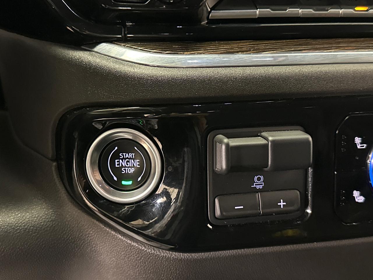 2024 GMC Sierra 1500 ELEVATION Photo