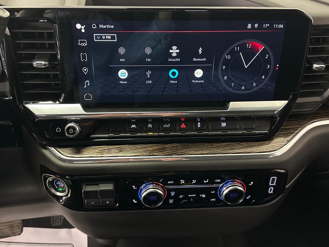 2024 GMC Sierra 1500 ELEVATION Photo