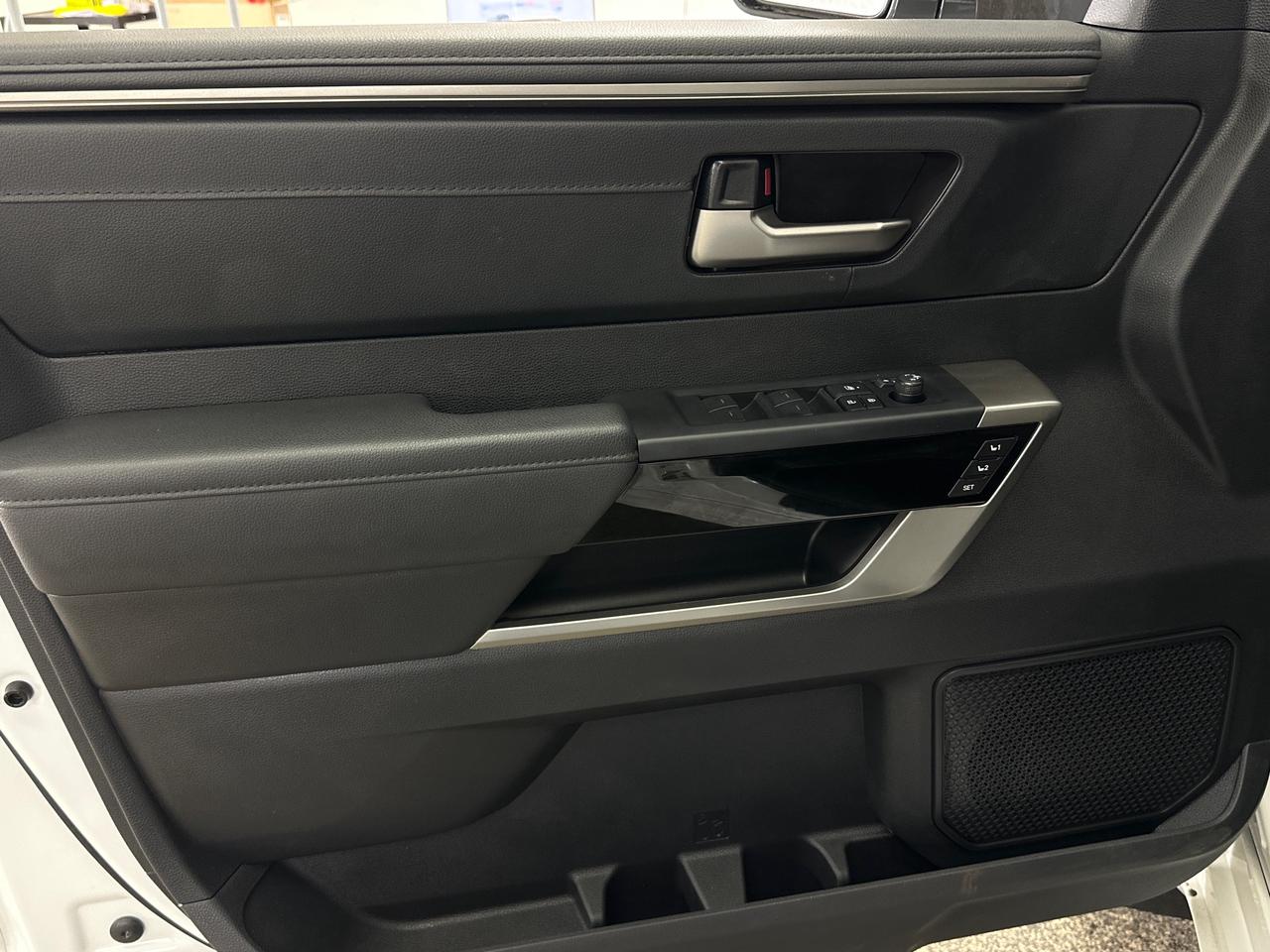 2025 Toyota Tundra Limited  Photo