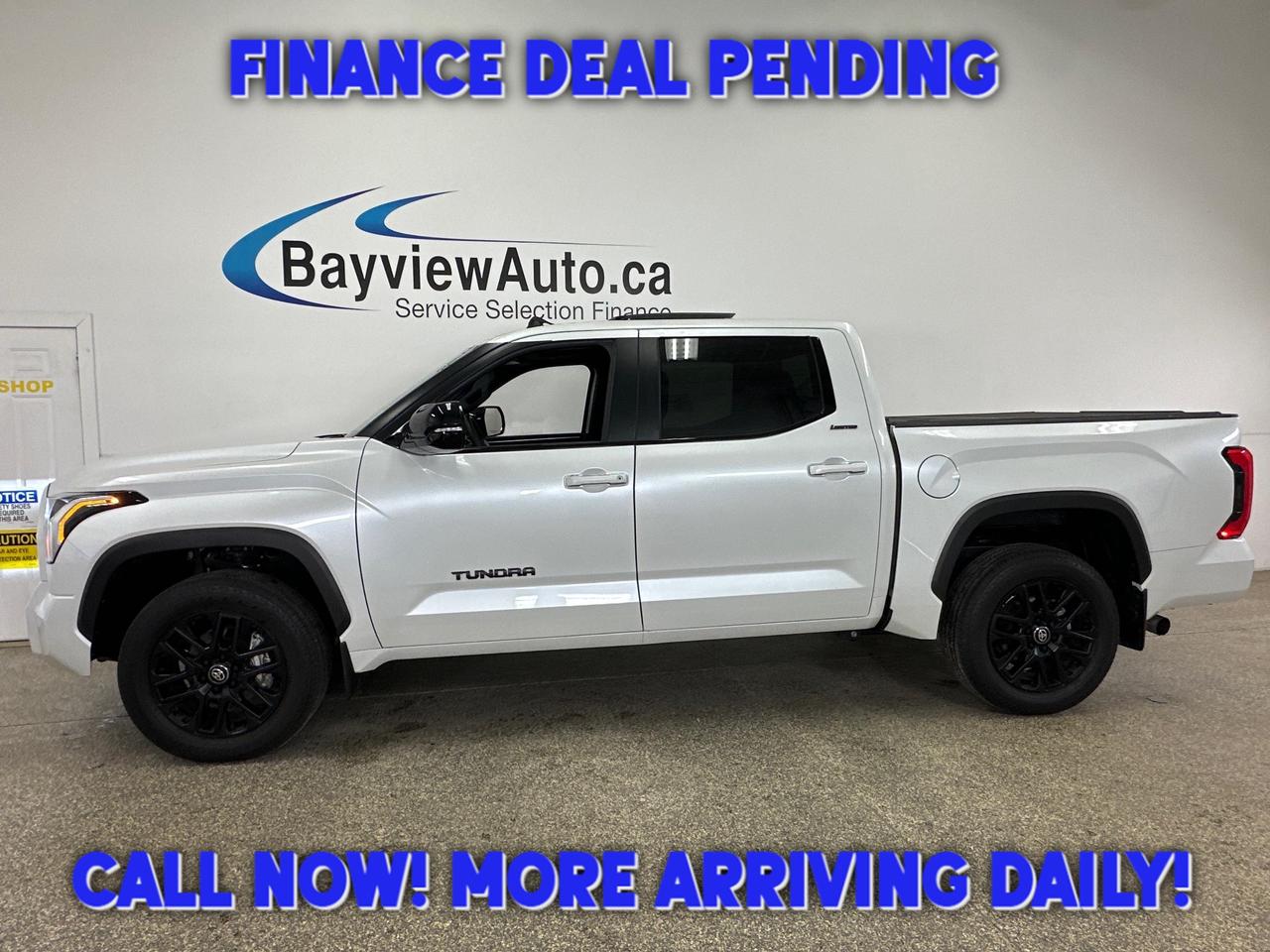 2025 Toyota Tundra Limited - CREW/8900KM/OFF 1 OWNER LEASE! Photo0
