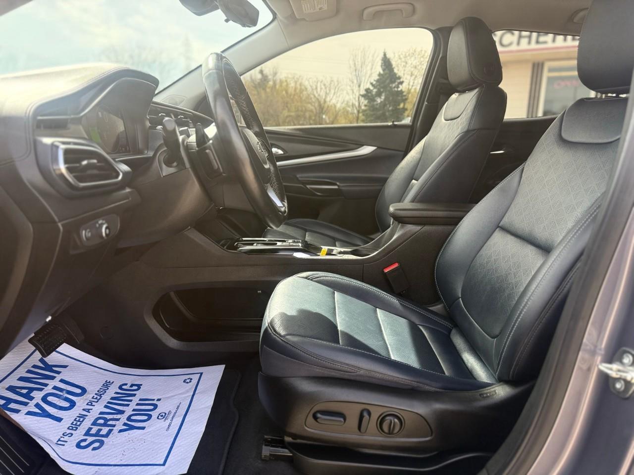 2023 Chevrolet Bolt EUV Premier Front-Wheel Drive Photo